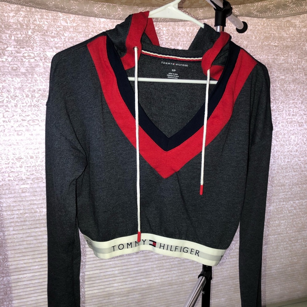 Tommy Hilifiger Cropped Hoodie